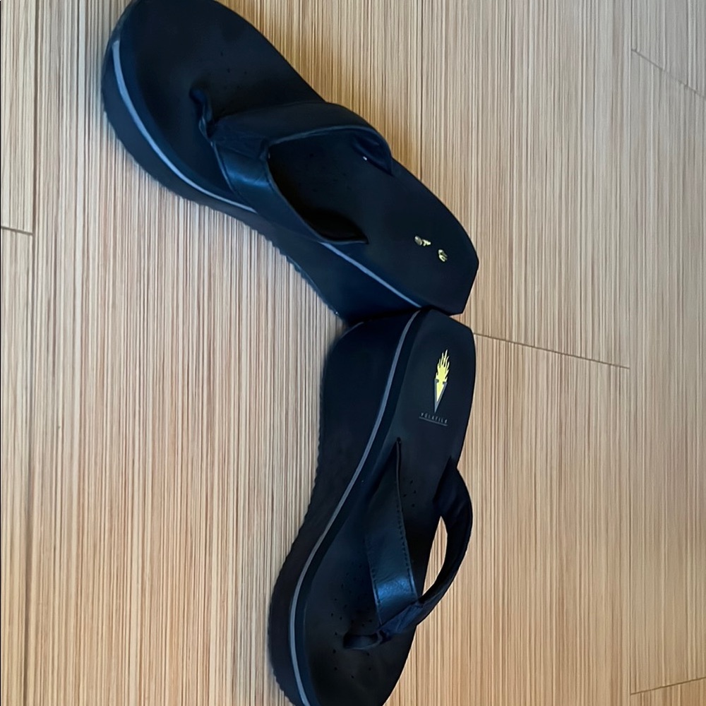 FitFlop Black Sandals